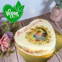 Produktbild Muttertagstorte herzförmig 21 vegan